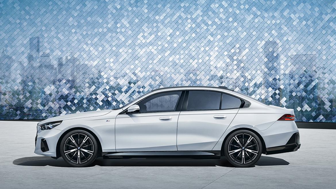 10_新車/特別仕様車情報 | BMW Dealers